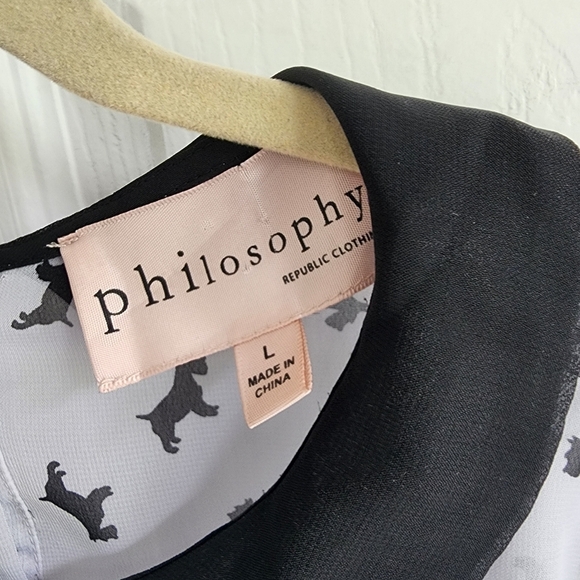 Philosophy White and Black Patterned Blouse - Picture 3 of 6